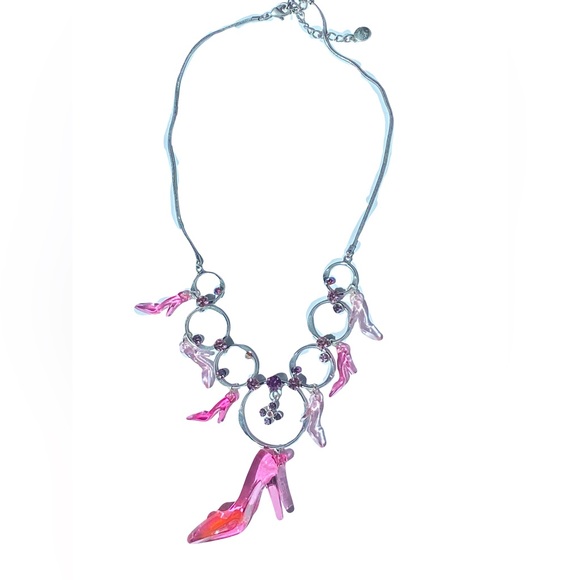 Stiletto high heel shoe crystal dainty shabby chic doll charm necklace Barbie - Picture 2 of 3